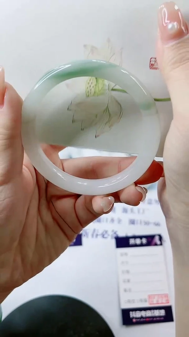 【闪购商品】石英质玉手镯未镶嵌0867206848-多样性发货