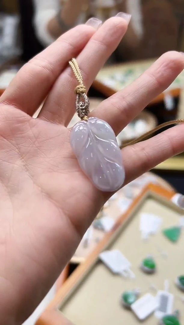 【闪购商品】翡翠颈饰未镶嵌GSJ5829/叶子