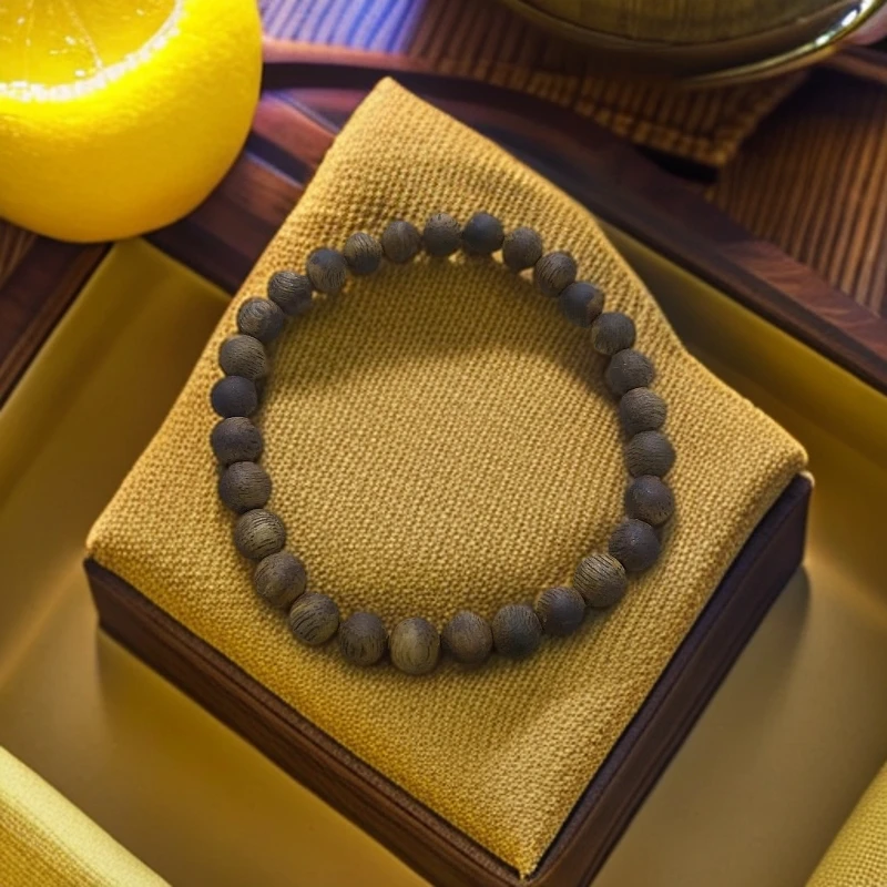 沉香木珠手串卡6MM