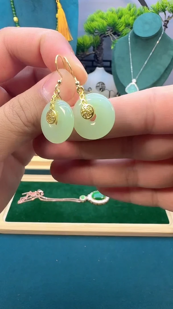 和田玉14K金镶嵌耳饰E205