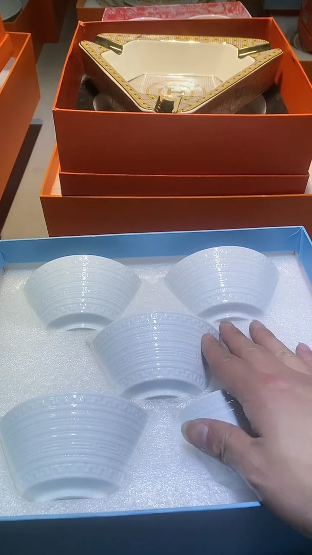 【闪购商品】瓷片1111111111111111