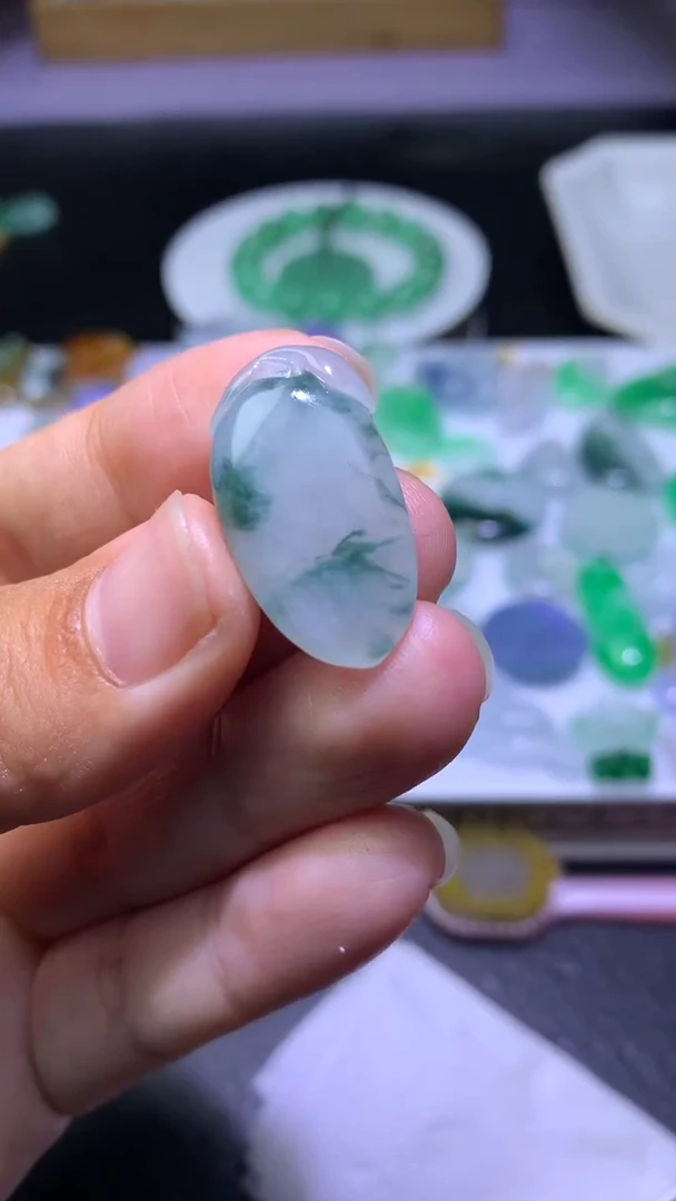 未镶嵌定制翡翠毛货