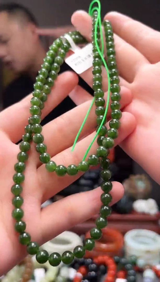 颈饰未镶嵌和田玉长链