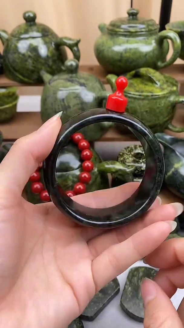 【闪购商品】蛇纹石玉手镯未镶嵌手镯