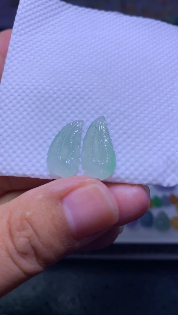 未镶嵌定制翡翠毛货