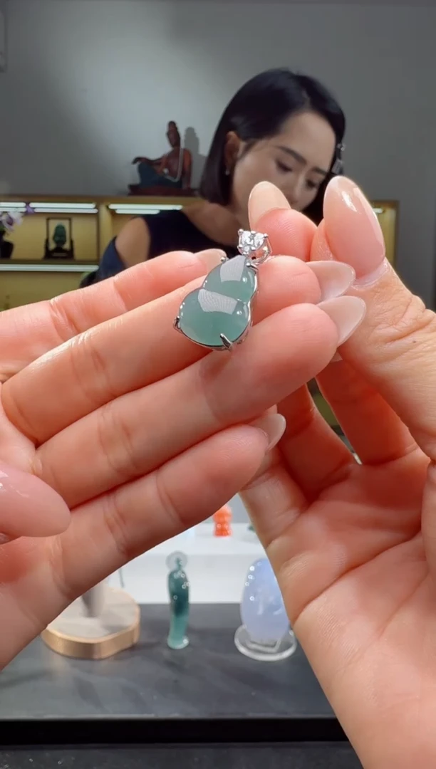 吊坠(不含链)未镶嵌翡翠葫芦（多样性发其一）