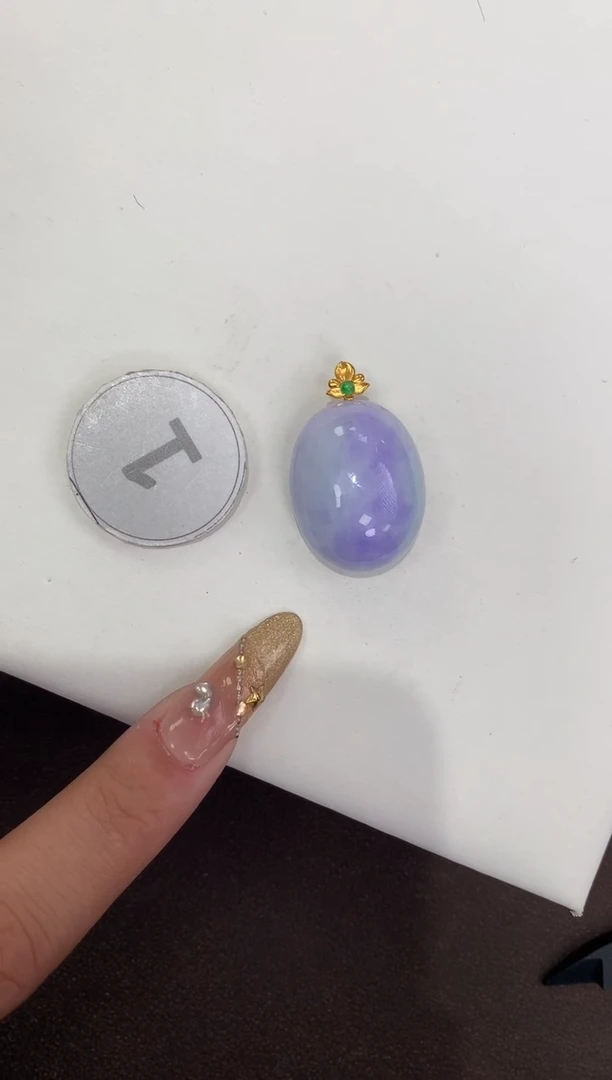 颈饰18K金镶嵌翡翠天然缅甸a货翡翠