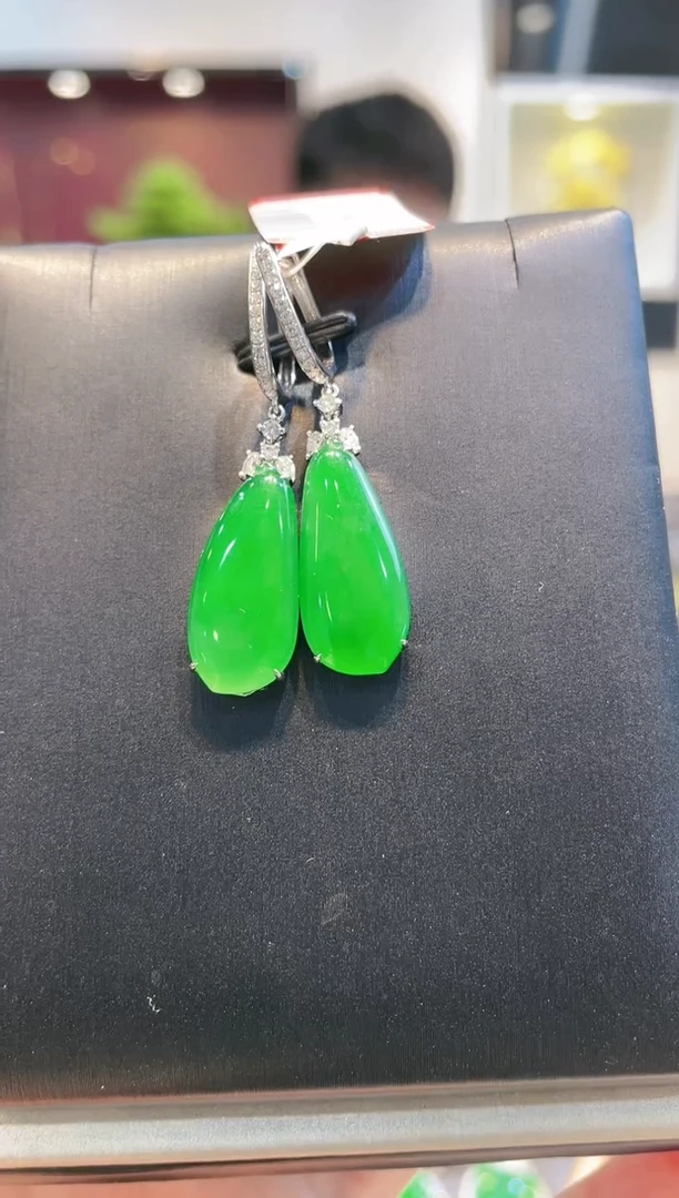 【闪购商品】翡翠颈饰18K金镶嵌A73耳饰天然A货翡翠