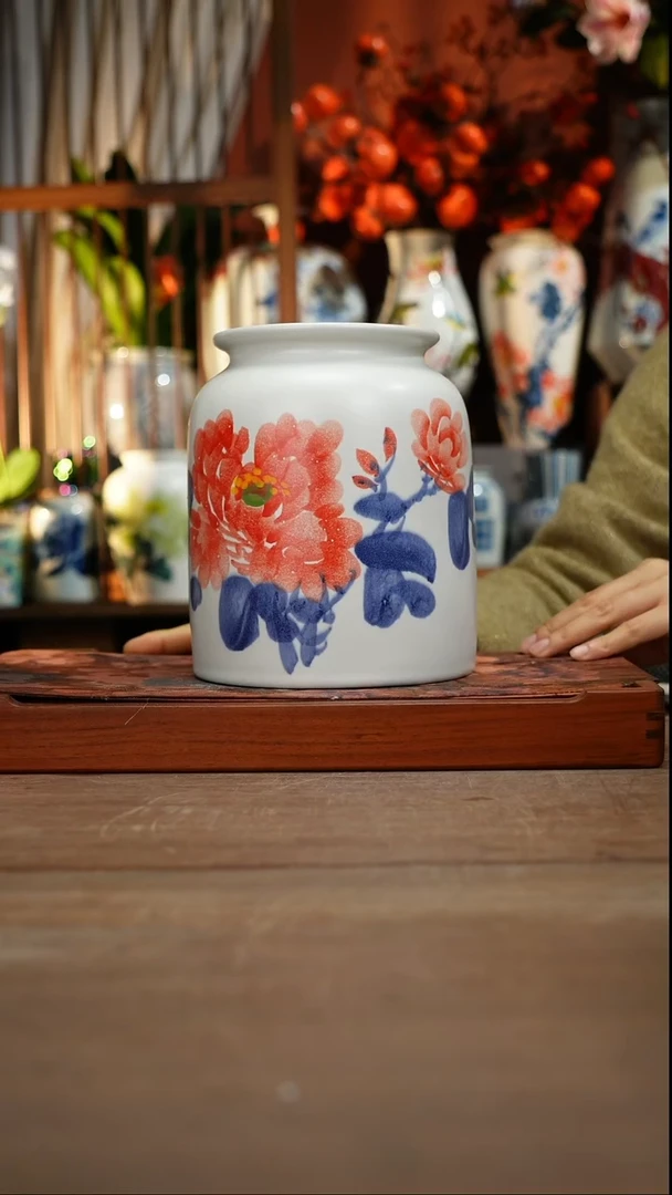 当代景德镇设计师釉下手绘陶瓷花瓶