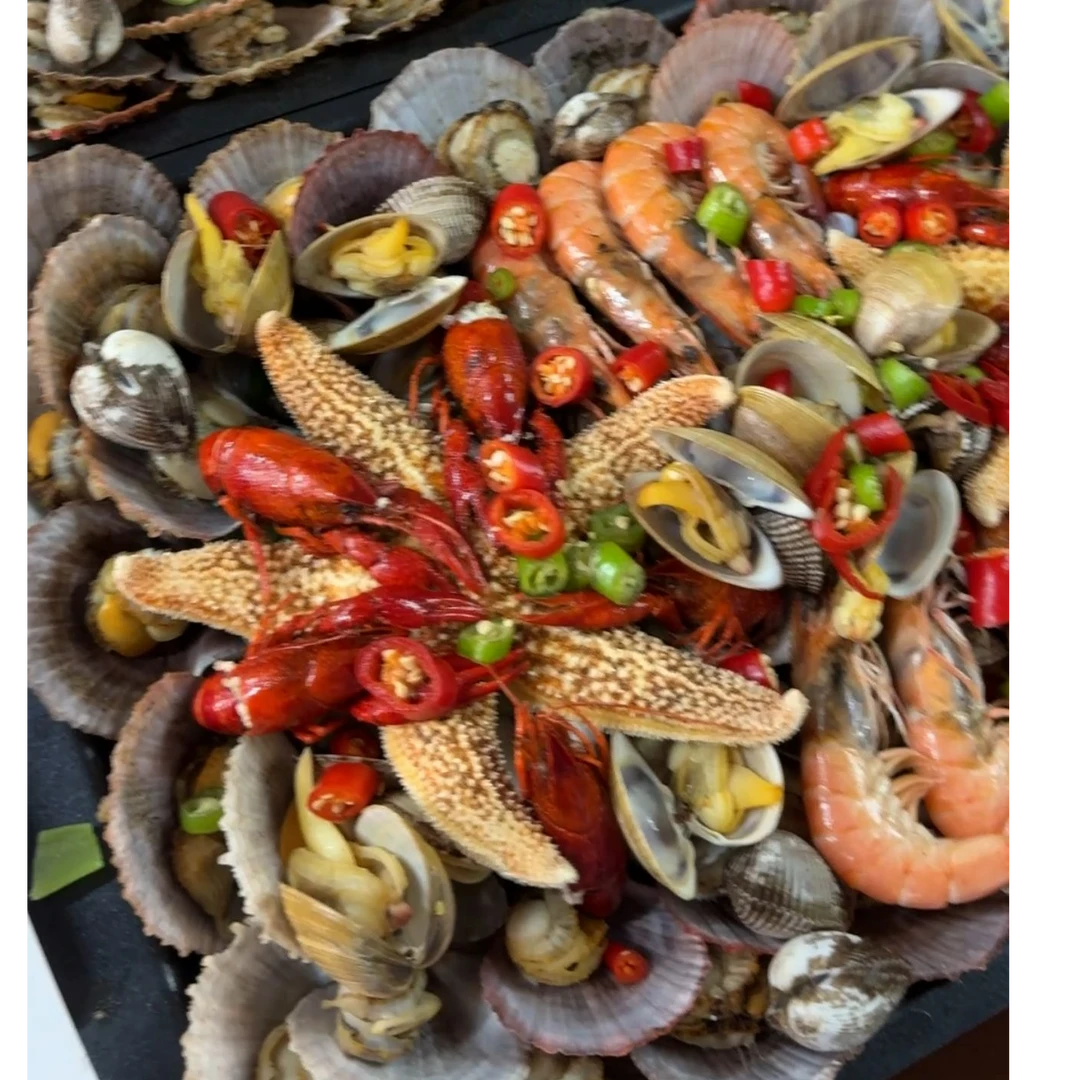 海鲜锅58元需备注蒜香 麻辣