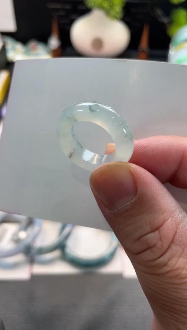 未镶嵌戒指翡翠51号链接 有纹裂 1314