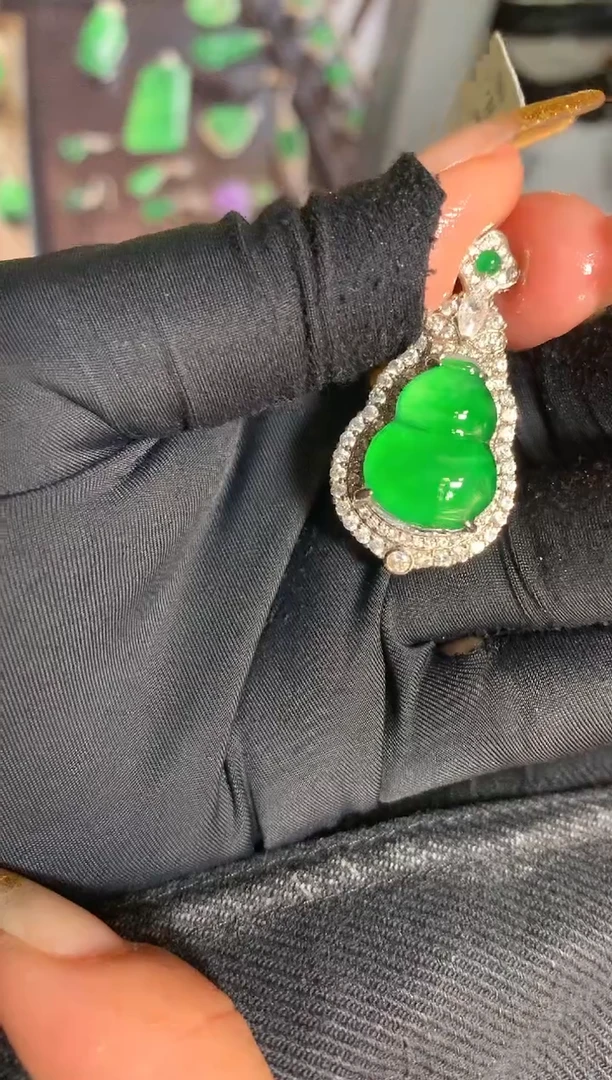 【闪购商品】定制翡翠未镶嵌25定制翡翠-多样性发货（发其一）