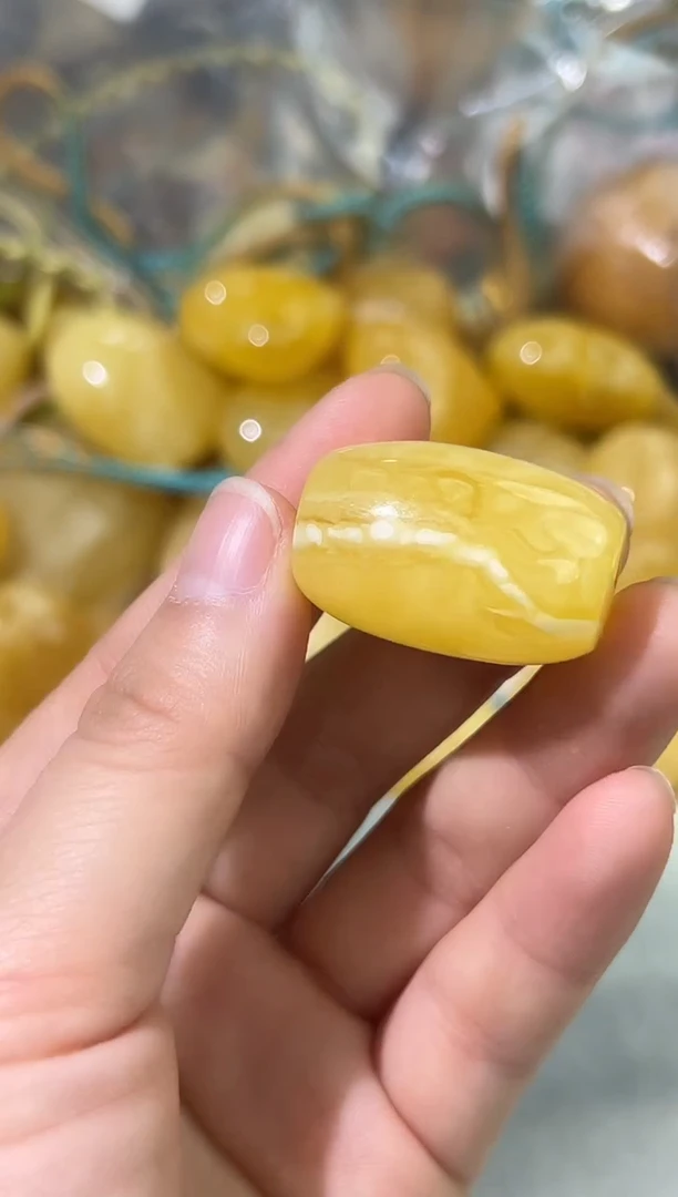 裸石琥珀未镶嵌琥珀蜜蜡吊坠