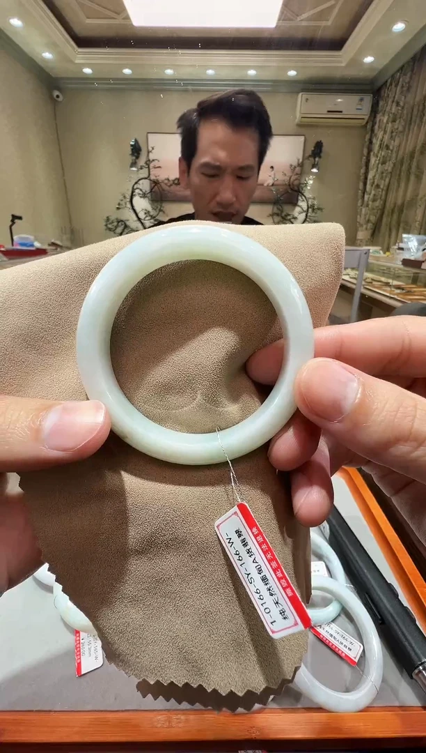 纯天然缅甸A货翡翠手镯51-52mm-纹-1-166号-福利镯