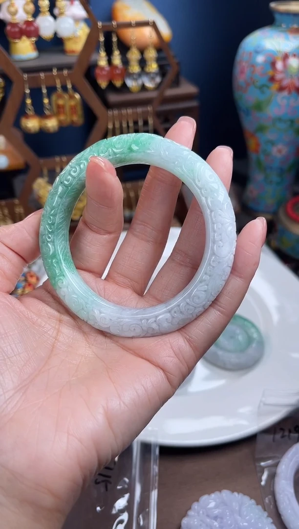 未镶嵌挂件翡翠雪****️，121910