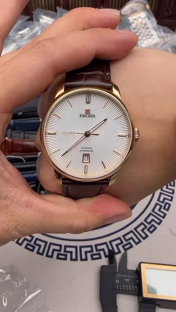 男士腕表一物一拍