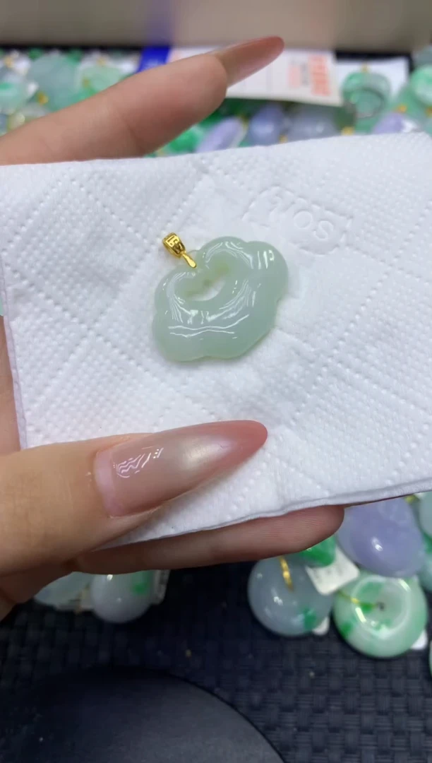 颈饰未镶嵌翡翠天然缅甸A货翡翠