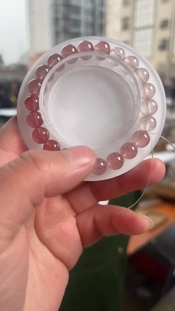 【闪购商品】石英质玉手链未镶嵌天然草莓晶手串多样性发一8mm