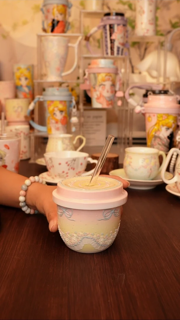 陶景德镇生活的杯子