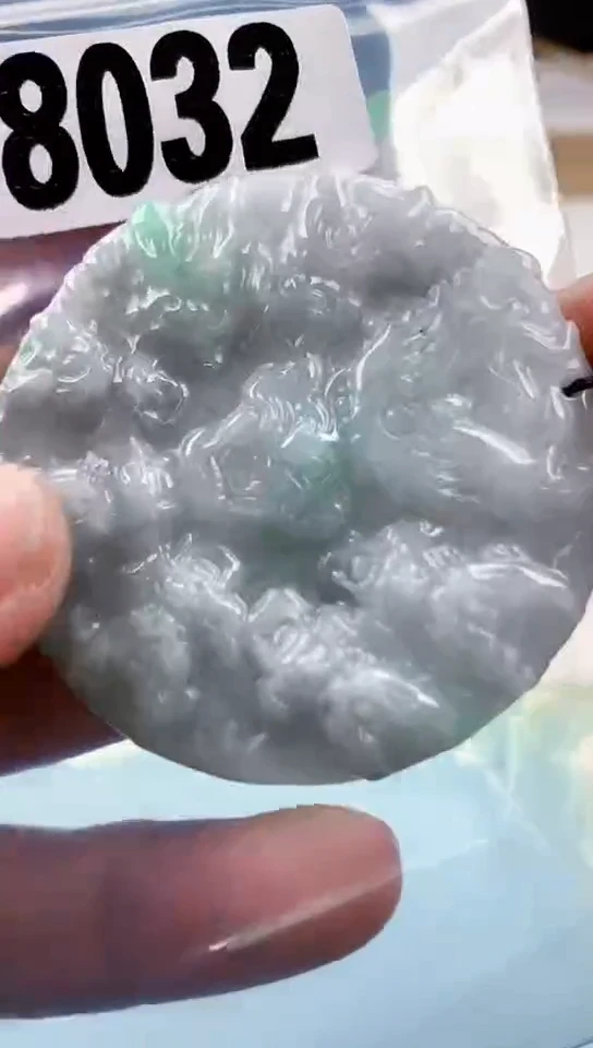 【闪购商品】翡翠挂件未镶嵌天然翡翠吊坠挂件