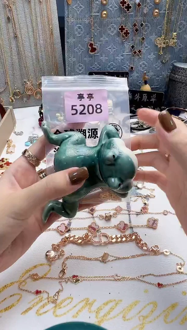 瓷片很*单彧贤聚宝阁彧贤聚宝阁