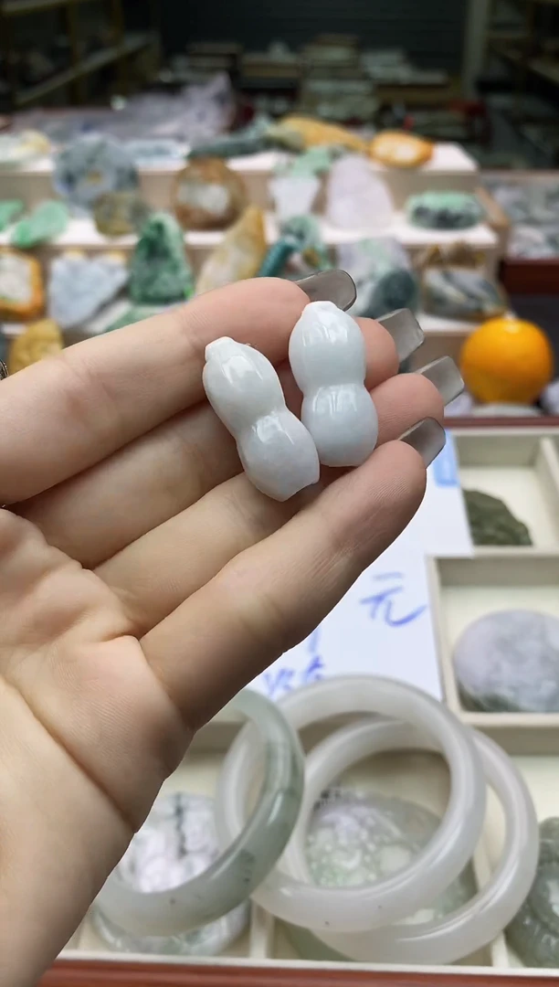 颈饰未镶嵌翡翠050