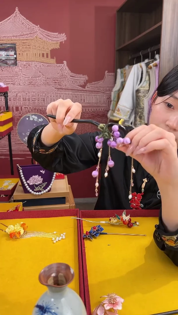 【闪购商品】刺绣非遗绒花（发饰）