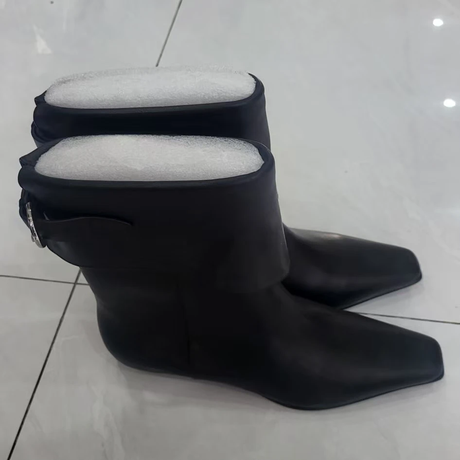 努努苏苏女法式低跟秋方头短靴尖头细跟高跟女士气质靴子女靴百搭