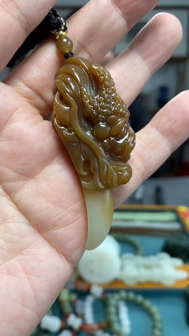 颈饰未镶嵌和田玉78