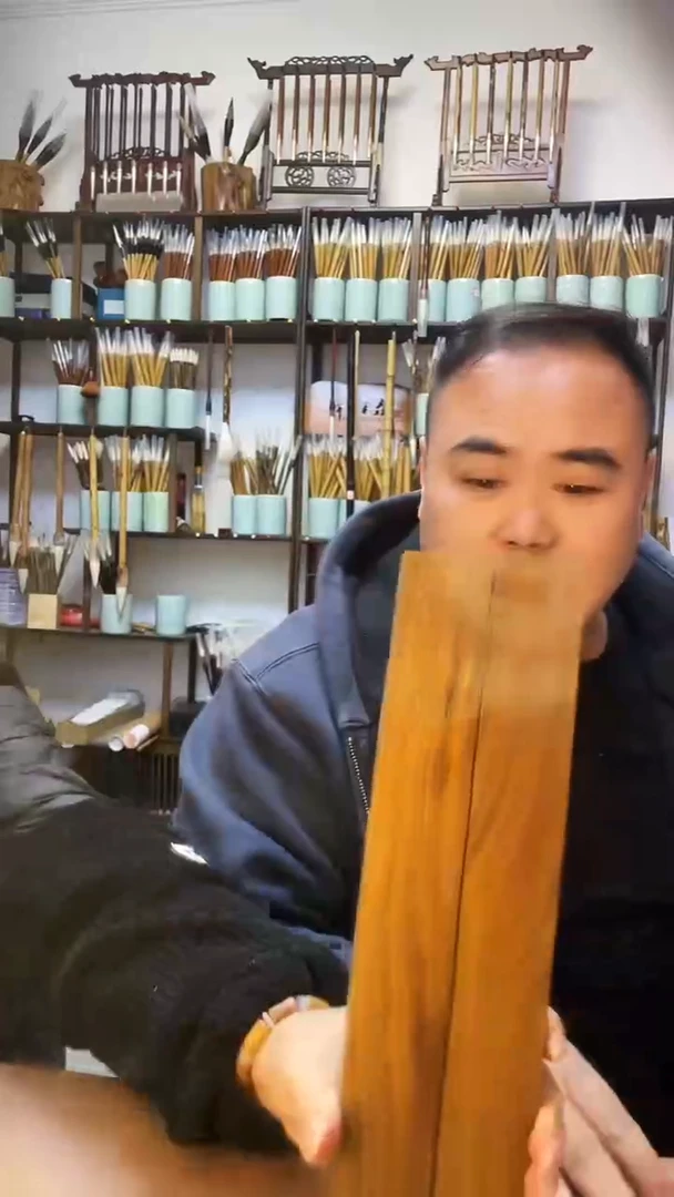 崇****緣绿檀镇尺一对