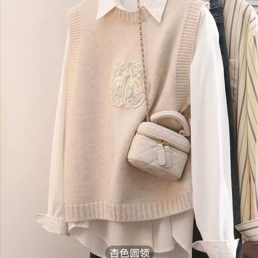 新中式圆领套头马甲春秋国风刺绣百搭网红减龄时尚无袖A27