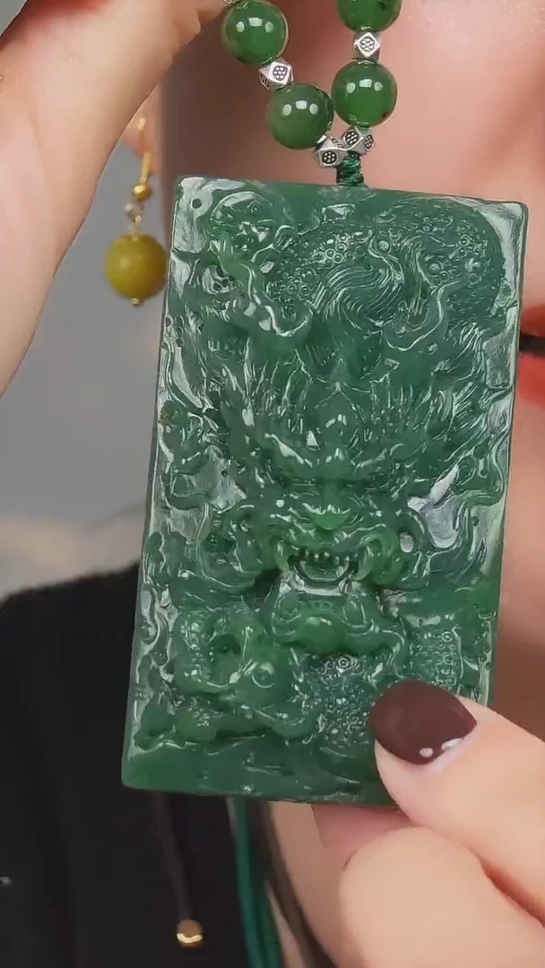 颈饰未镶嵌和田玉（碧玉）小**快吊坠多样性发货一件
