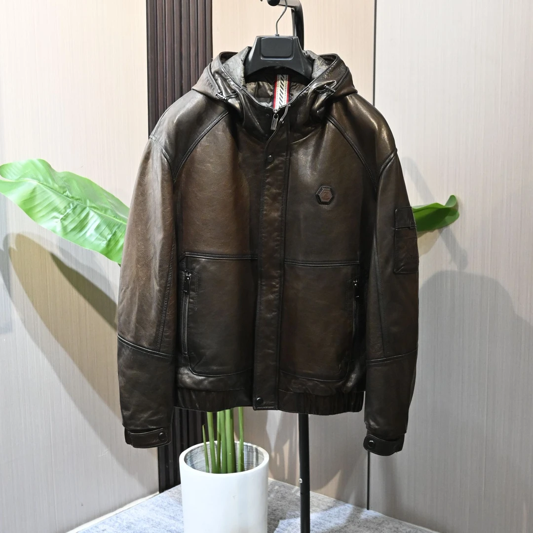 海宁真皮皮衣时尚潮流冬装油蜡羊皮复古鎏金色休闲连帽款简洁百搭