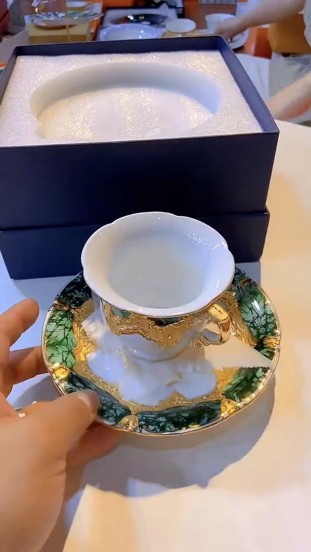 鸿辉家品牌瓷器，京东包邮！