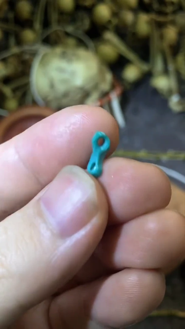 【闪购商品】绿松石颈饰未镶嵌28绿松石逆向八字环