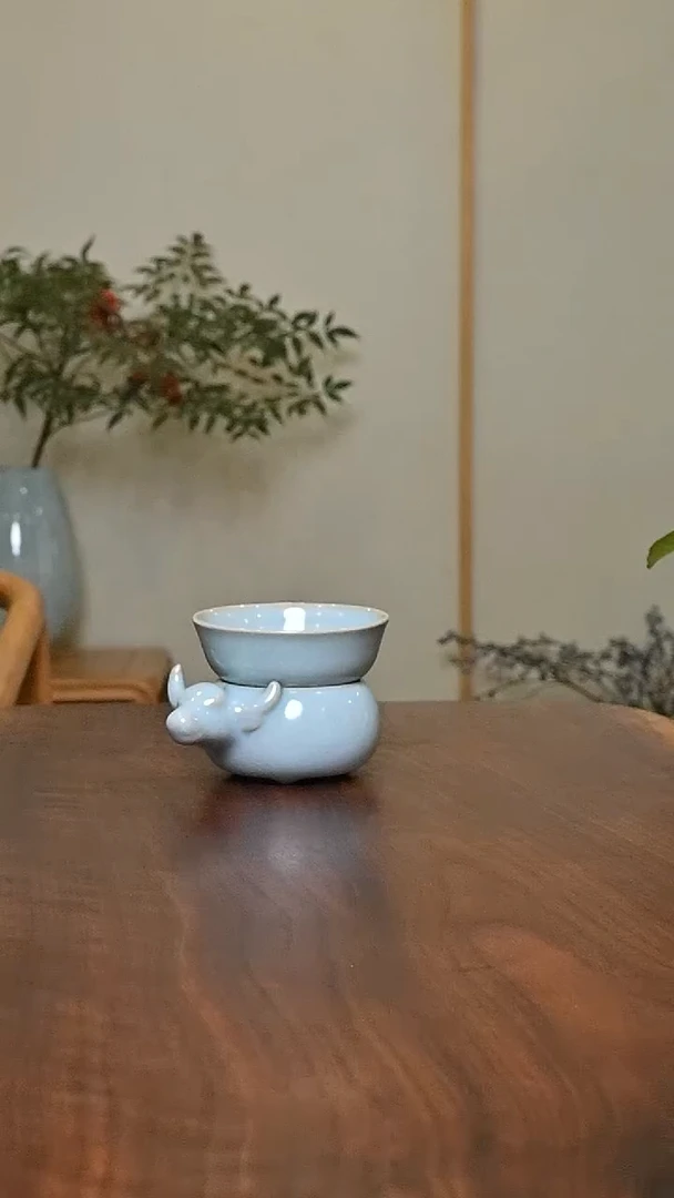 卧牛茶漏 天青 微瑕 朱家汝窑款