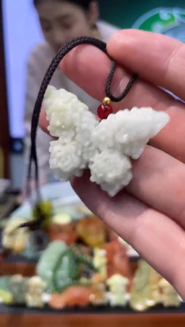 【闪购商品】岫玉吊坠未镶嵌·多样性发货*拍一发一