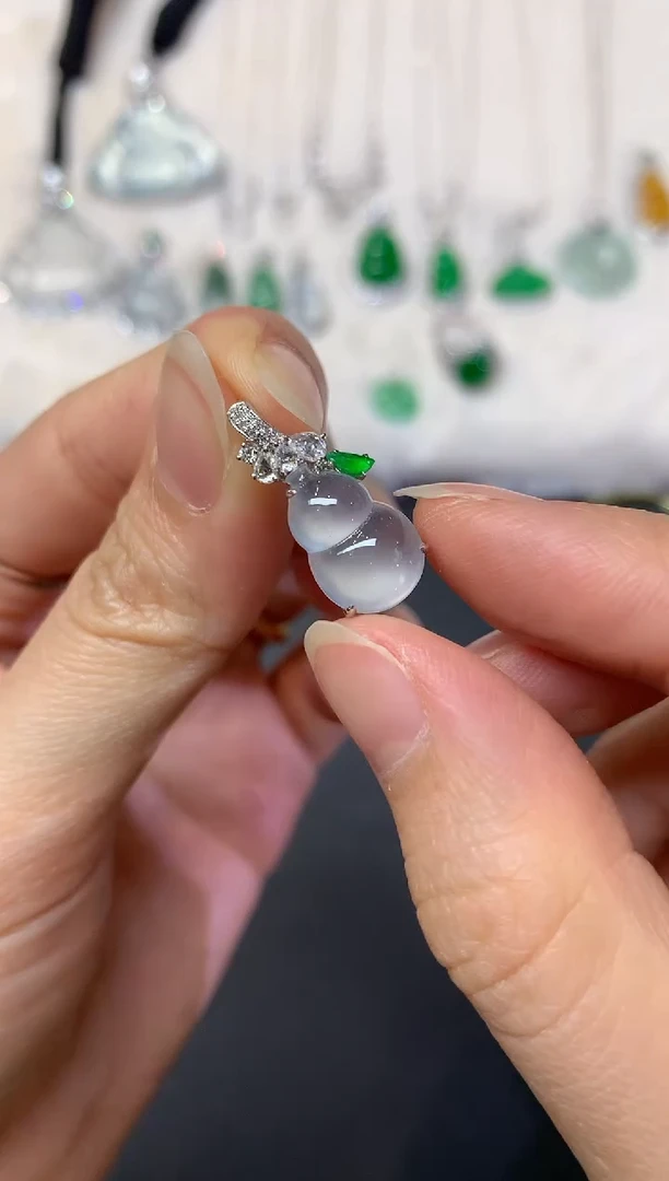 吊坠(不含链)18K金镶嵌翡翠W295|9800