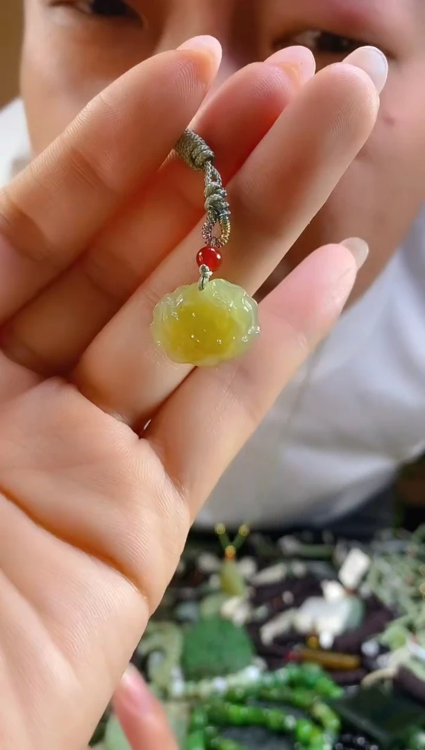 和田玉未镶嵌颈饰多样性发货，拍一发一