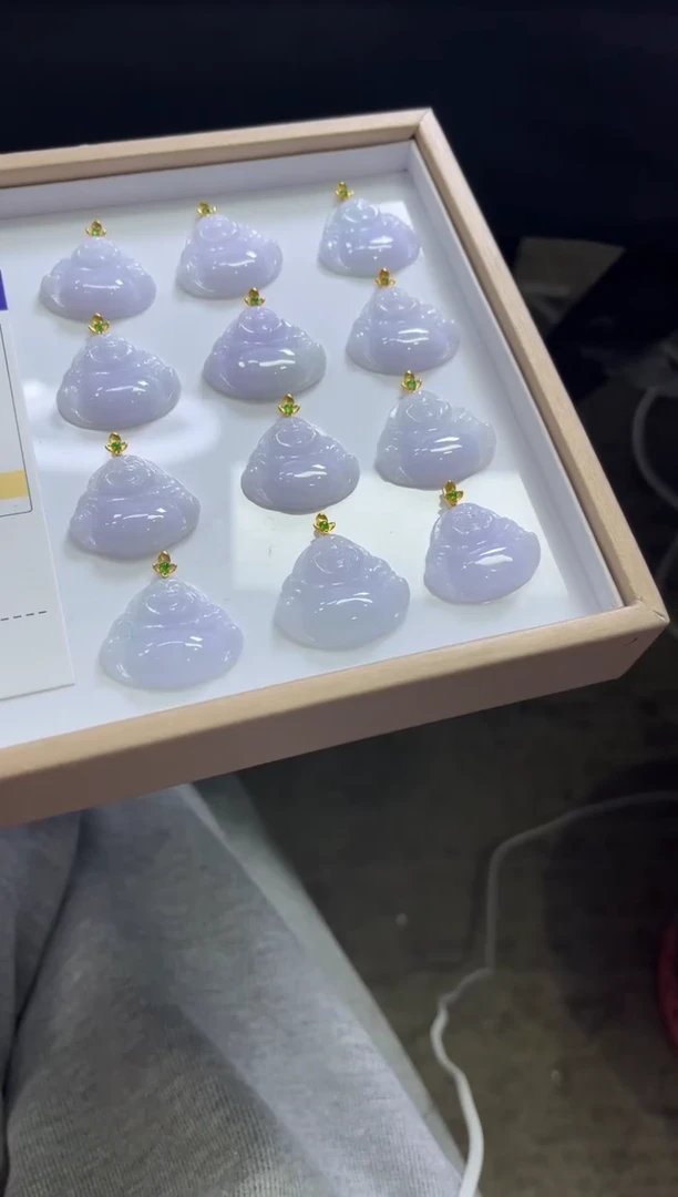 颈饰18K金镶嵌翡翠V323/多样性发一件/配绳子