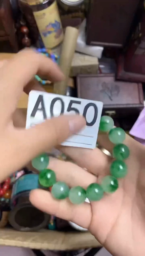 手工艺品琉璃劲**舞瓷器杯子一物一拍50