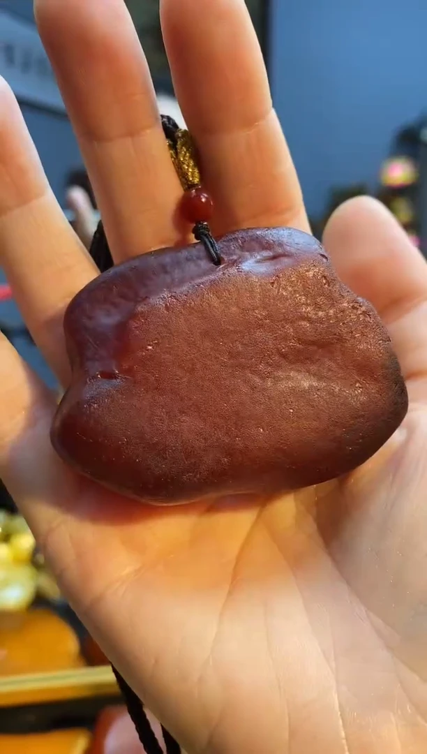 琥珀颈饰未镶嵌挂件