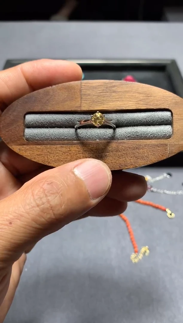 水晶戒指未镶嵌W51（随机性发货只发一单）