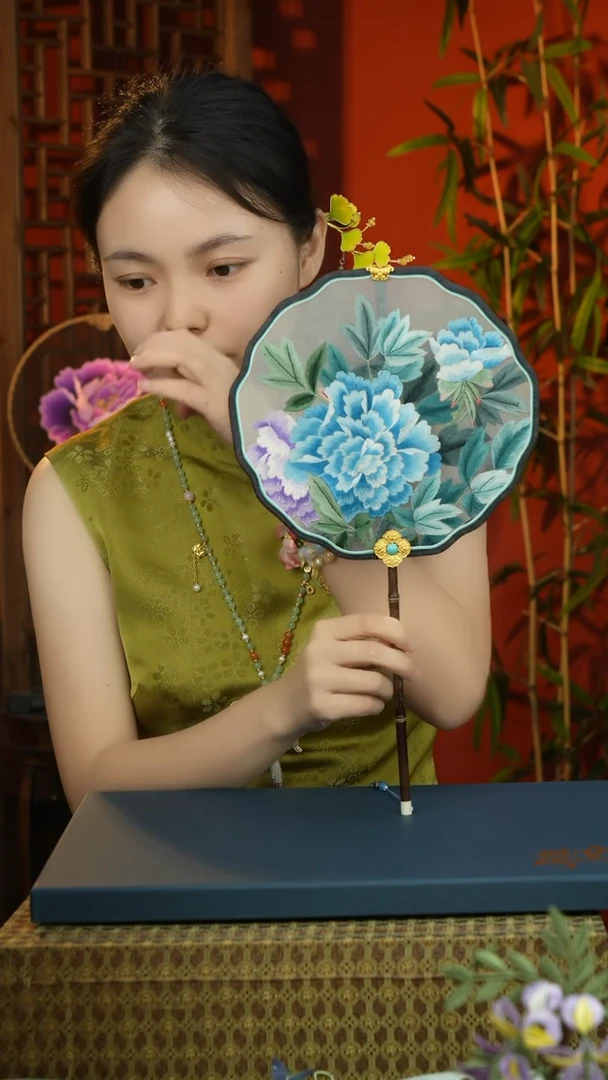 刺绣非遗苏绣纯手工团扇（不带扇盒）