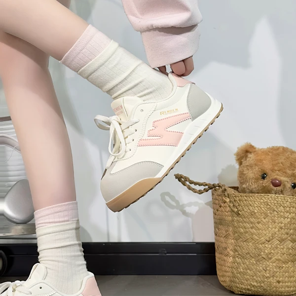人本小白鞋女夏季新款软底透气原创设计圆头德训鞋女韩版百搭板鞋