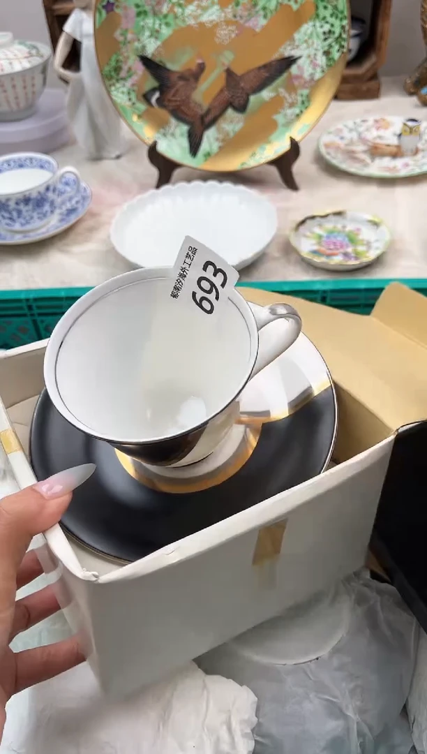 冰****瑰I          693