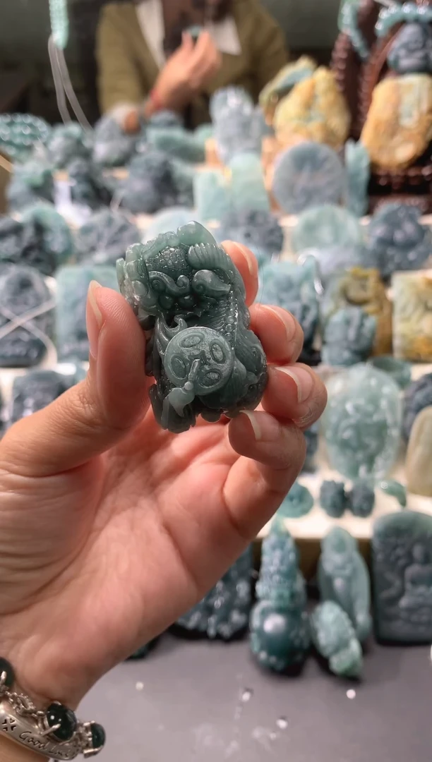 未镶嵌定制翡翠翡翠毛货不退不换11.4