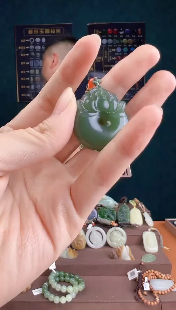 和田玉未镶嵌颈饰多样性发货