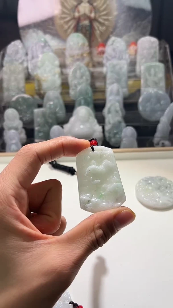 颈饰未镶嵌翡翠12/13     77