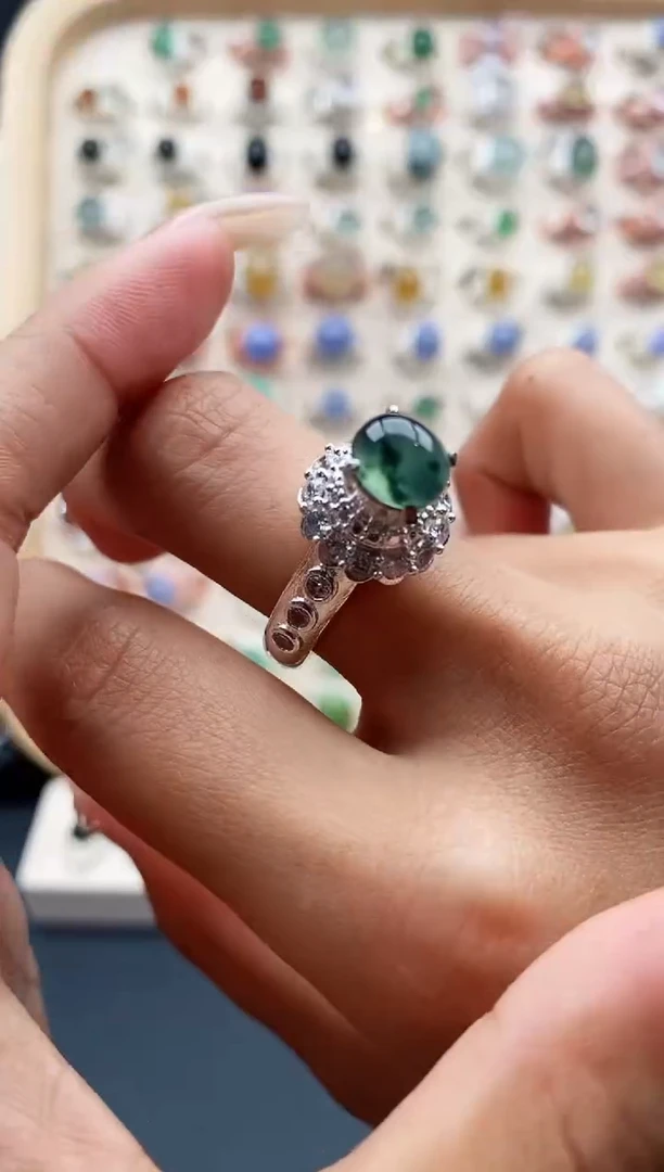 【闪购商品】翡翠戒指未镶嵌缅甸天然A货翡翠111    8+2